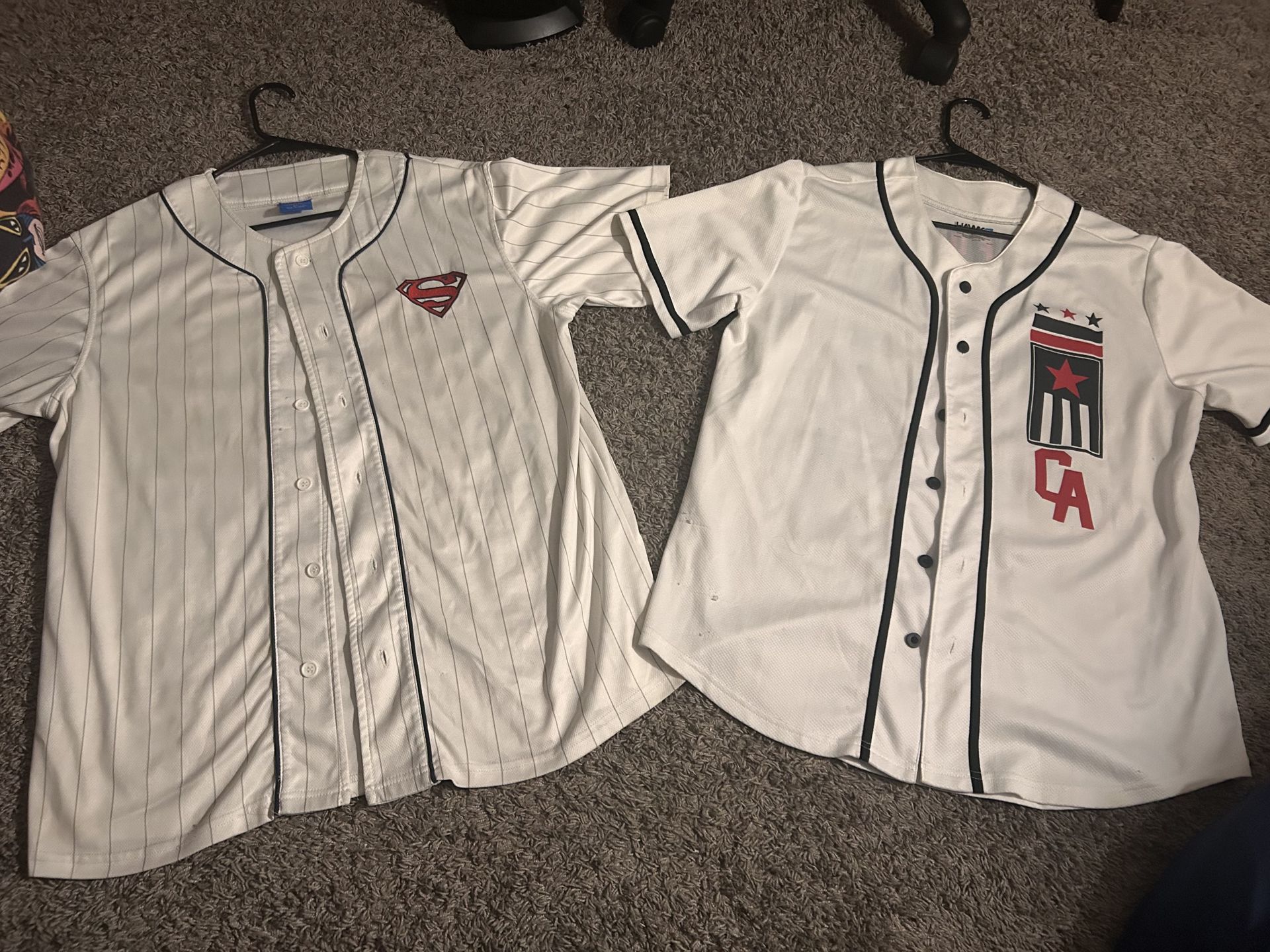 2 Baseball Jerseys Bundle – XL – Superman + California