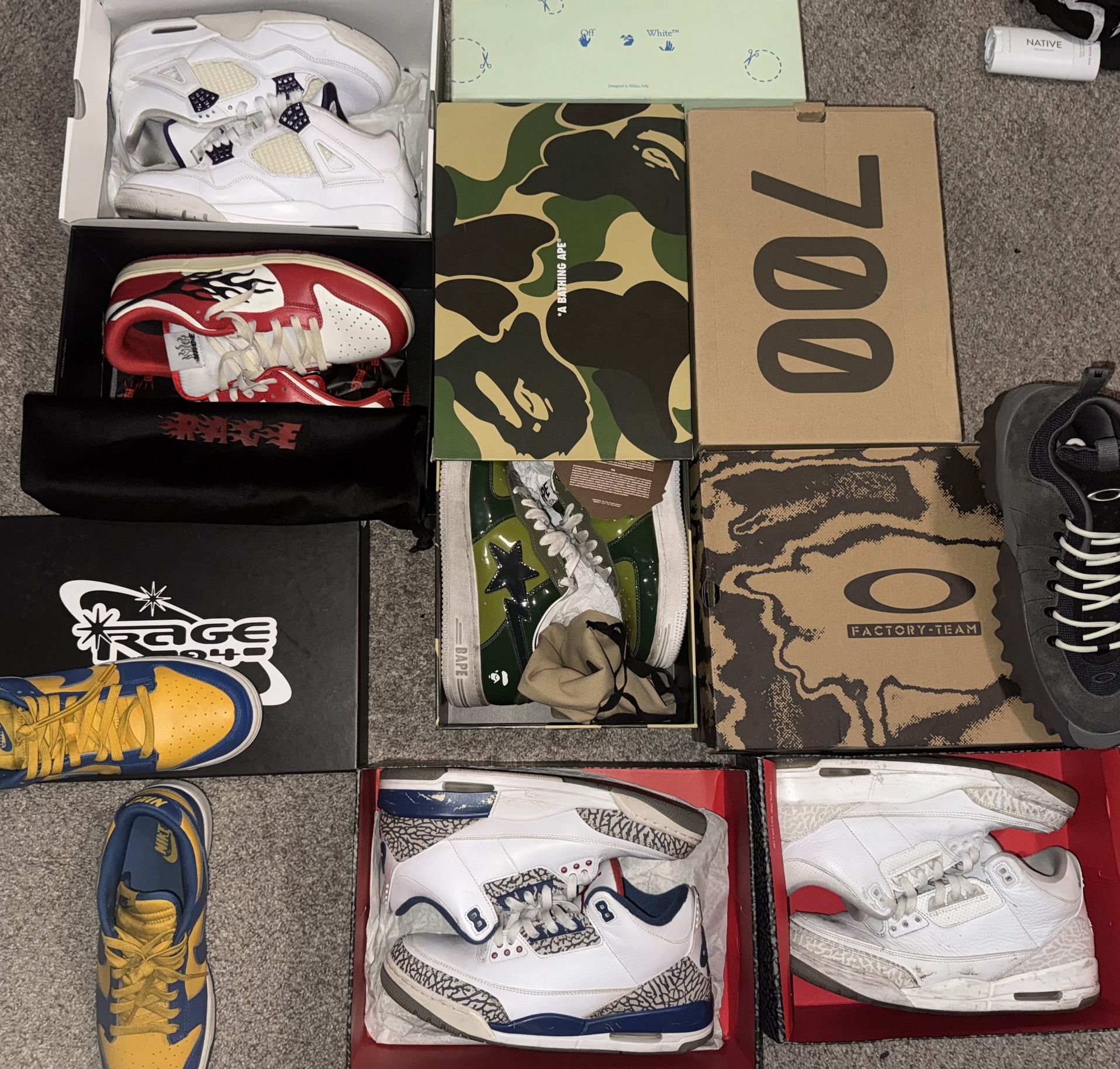 Bapestas, Jordan’s, Dunks, Yeezy, Oakley & More Shoe Lot