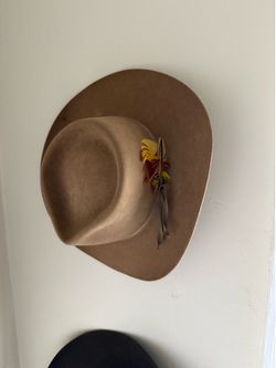 Set of 3 women’s felt hats ( Stetson & Akubra)