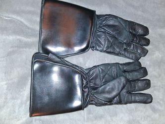 Motorcycle gloves