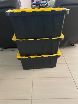 17 gallon storage containers
