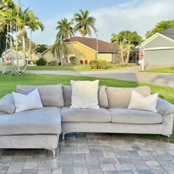 Astoria Modern Luxury Sectional – Cloud Soft Feel