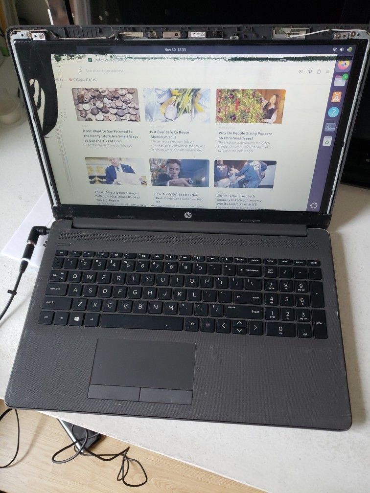 HP 255 G7 notebook laptop PC cracked screen