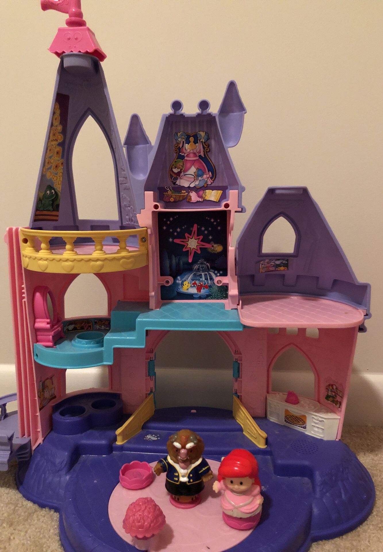 LittlePeople dollhouse castle toy