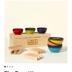 New Uncommon Goods Taco Serving Kit
