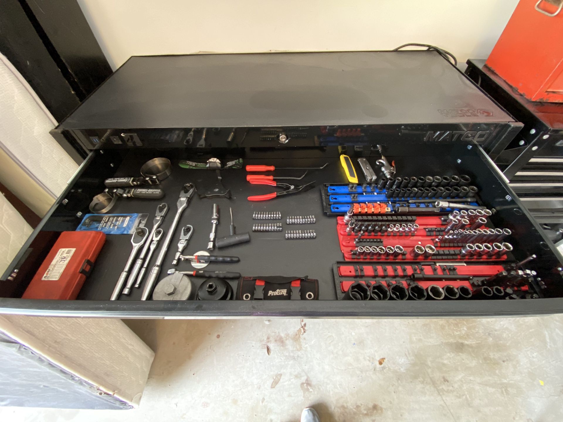 SUPER CHEAP!!! MATCO 4S Double Bay 25” Toolbox for Sale in Lewisville