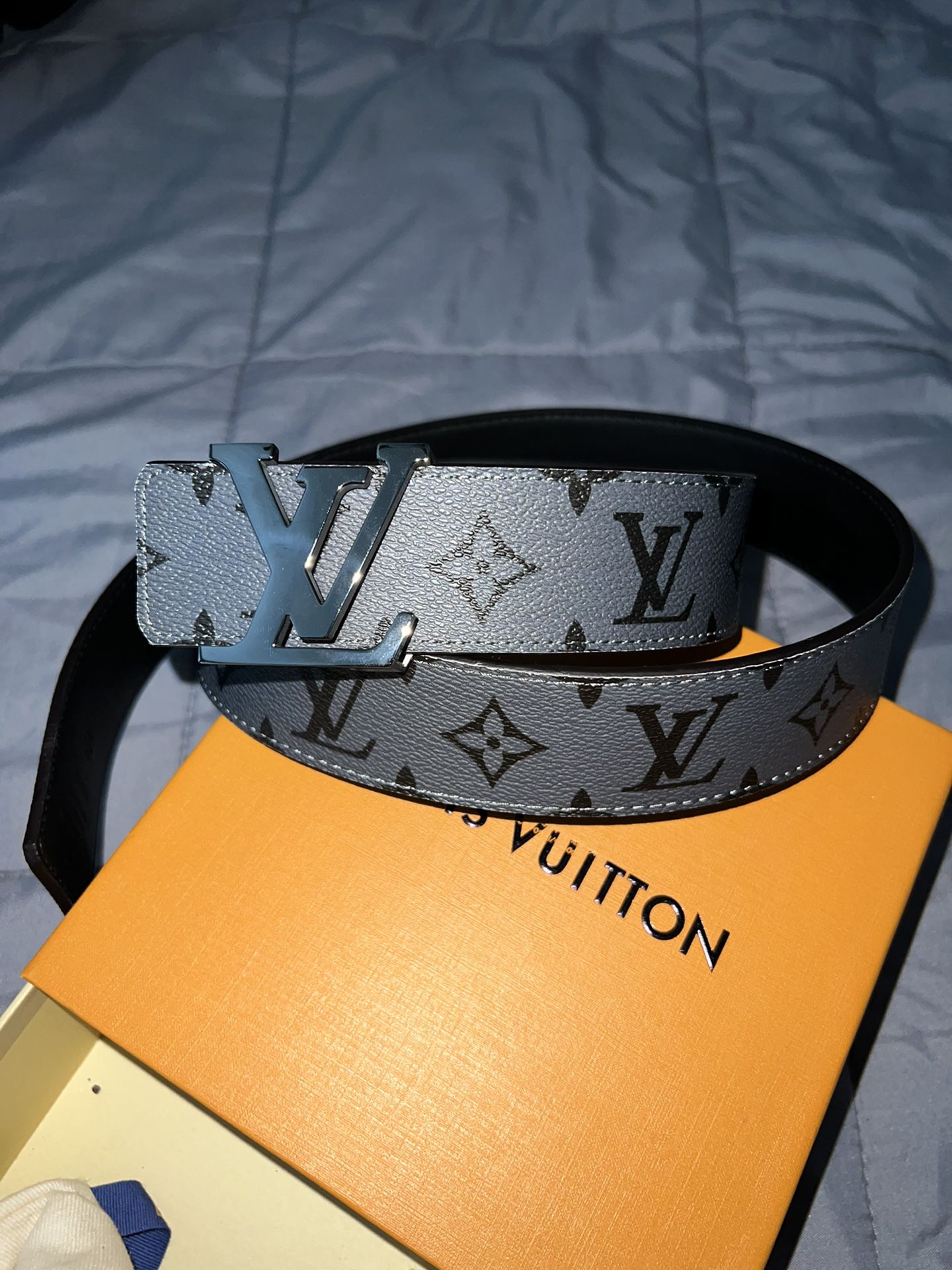 Louis Vuitton Men Belt Size 32 In Jeans for Sale in Concord, CA