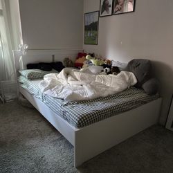 Full Bed Frame with slats - Ikea Songesand