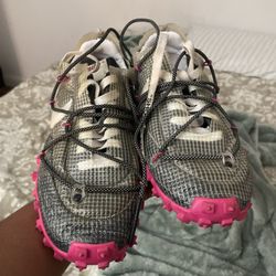 Nike x Off-White Waffle Racer SP "Black/Fuchsia"