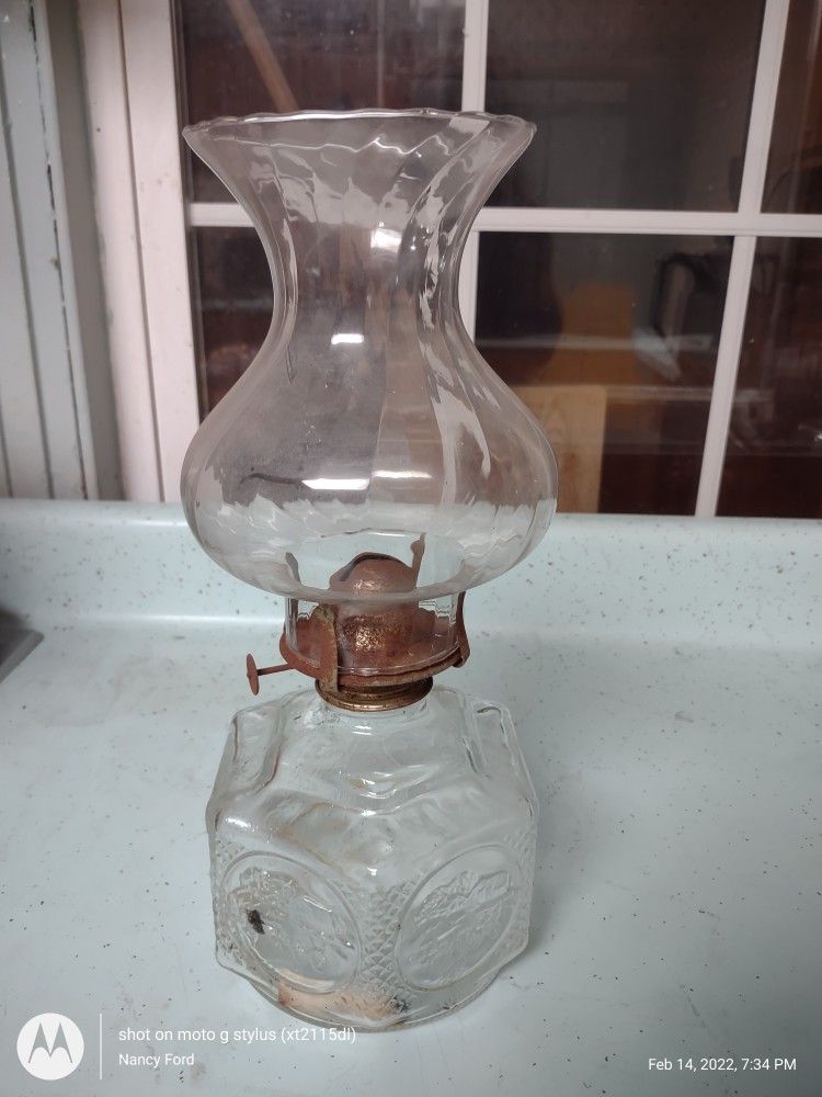 Vintage Oil/Kerosene Lamp with Iridescent Chimney
