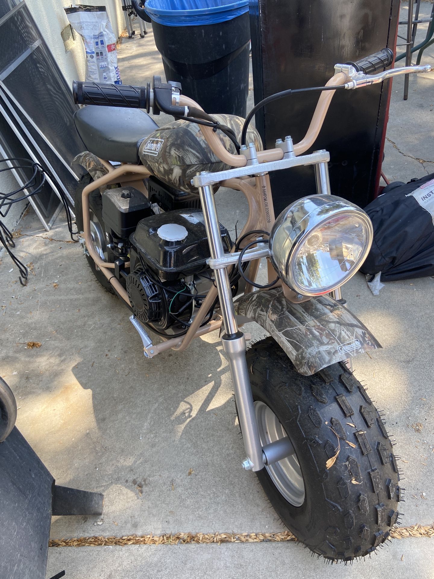 Firm $650 Mini bike /trail bike like new CT200U camo sweet minibike