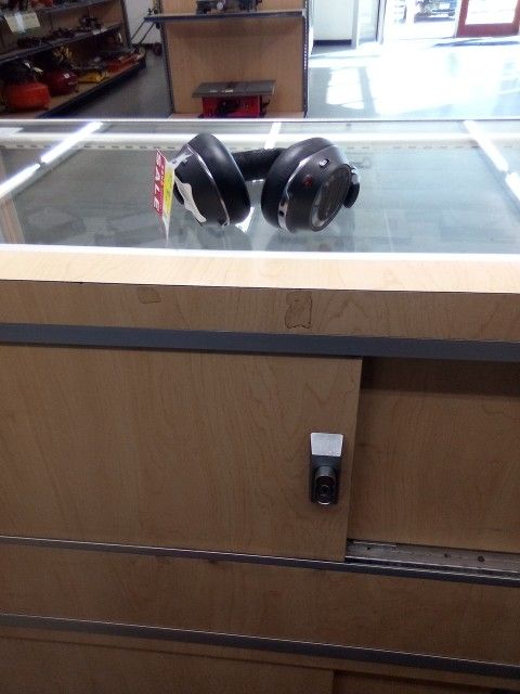 Headphones Plantronics 