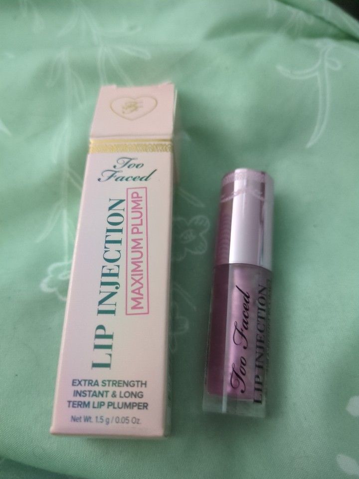 Too Faced Lip Injection Maximum Plump Lip Plumper 1.5g/0.05 oz Mini Size BNIB