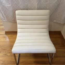 Two Parisian White Leather ‘Christopher Knight’ Sofa Chairs