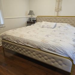California King Bed And Mattress 6 Month Old