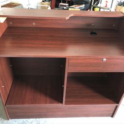 Receptionist Desk/Front Desk