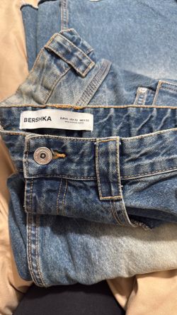 Bershka 32