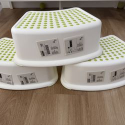 Set of 3 Brand New IKEA FÖRSIKTIG Children's Step Stools - White/Green