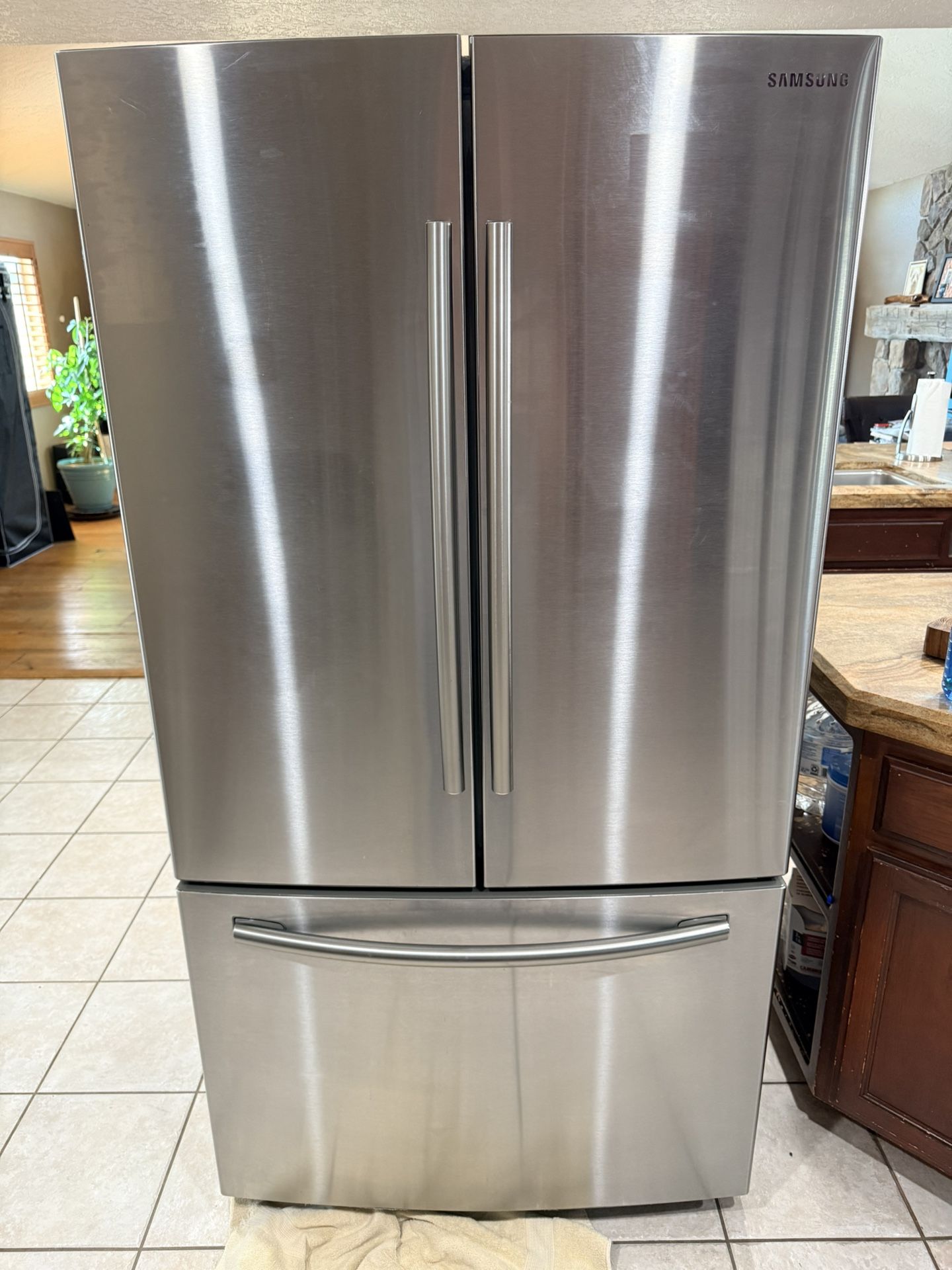 Samsung 26 cu. ft. French Door Refrigerator – Stainless Steel (Model RF260BEAESR)