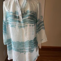 WOMENS SHIRT TUNIC BLOUSE WHITE LULAROE BLUE WITH FRINGES  2 SIDES POCKETS XS