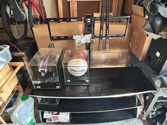 Entertainment center