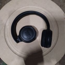 JBL Wireless Headphones 