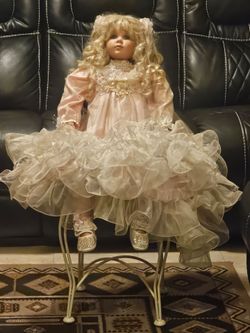 Vintage Limited Danbury Mint Savannah 34” Porcelain Doll