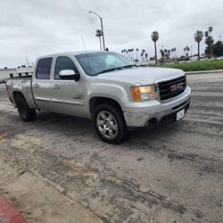 2011 GMC Sierra