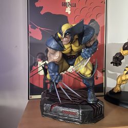 Sideshow Wolverine statue