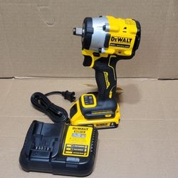 DEWALT
20V Cordless 1/2 in. Impact Wrench and  2.0 ah Battery Starter Kit