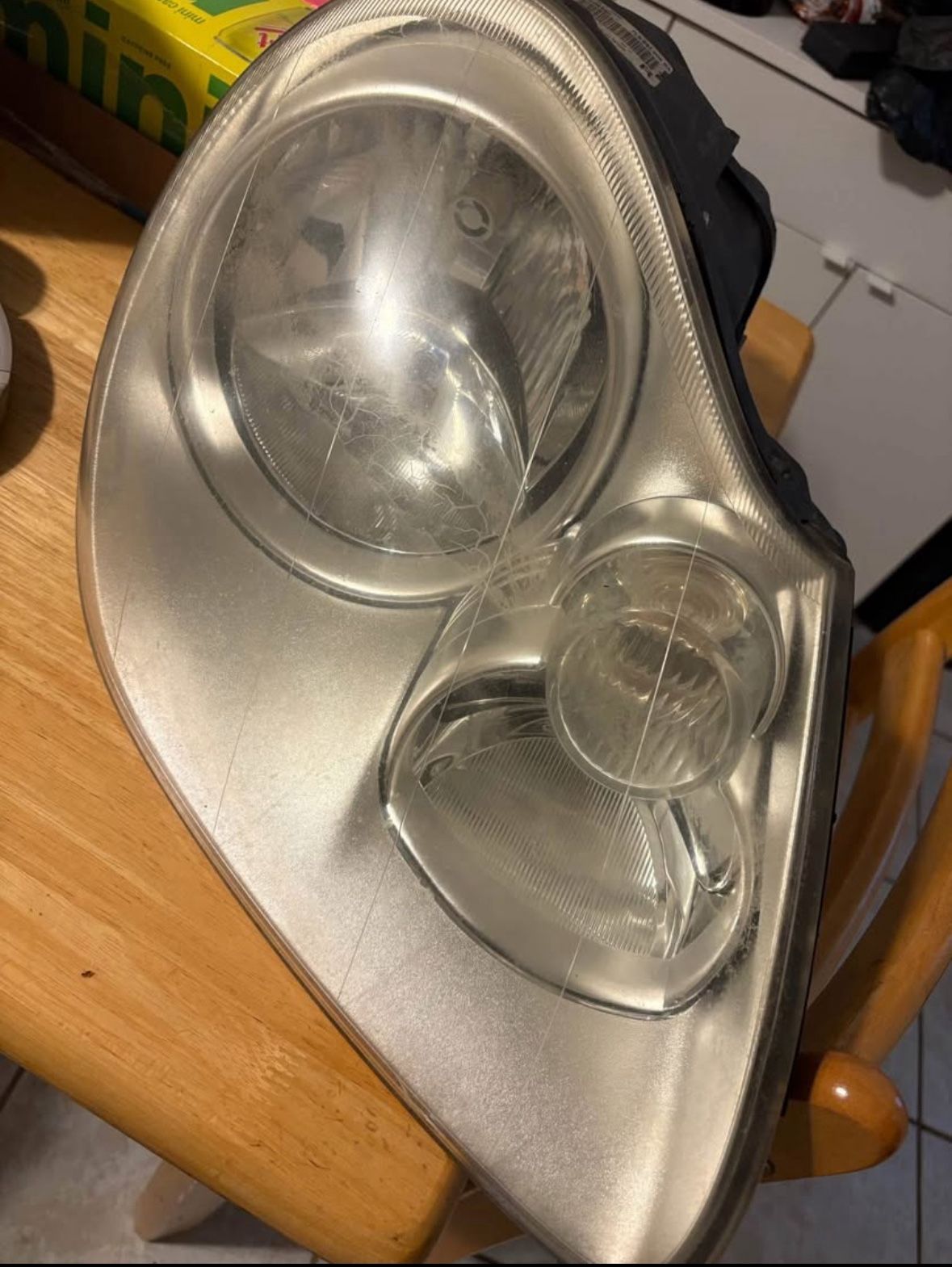 Porsche Cayenne Headlight