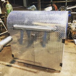 Aluminum BBQ and Smoker. 