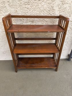 Book/shoe rack