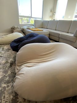 Moon Pod Zero Gravity lounge Chairs / Bean Bags 