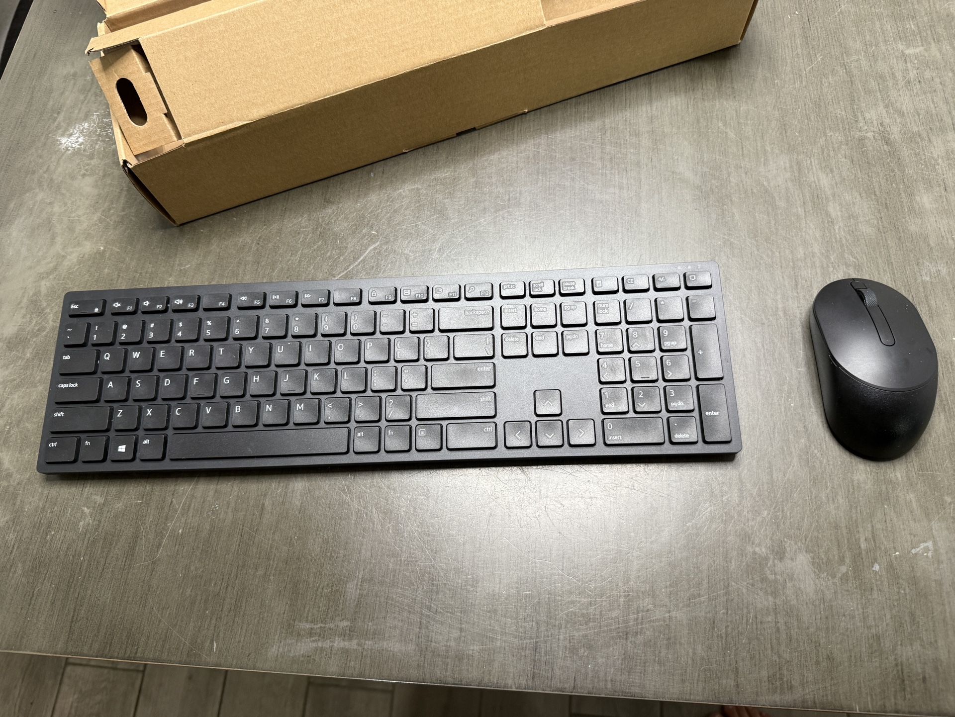 Dell Wireless Keyboard / Mouse Combo