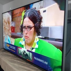 🟪TV   VIZIO  60"  4K  FULL  UHD  " SERIES  M " ( NO  SMART )🟥  ( NEGOCIABLE )🟨 (  FREE  DELIVERY🟩