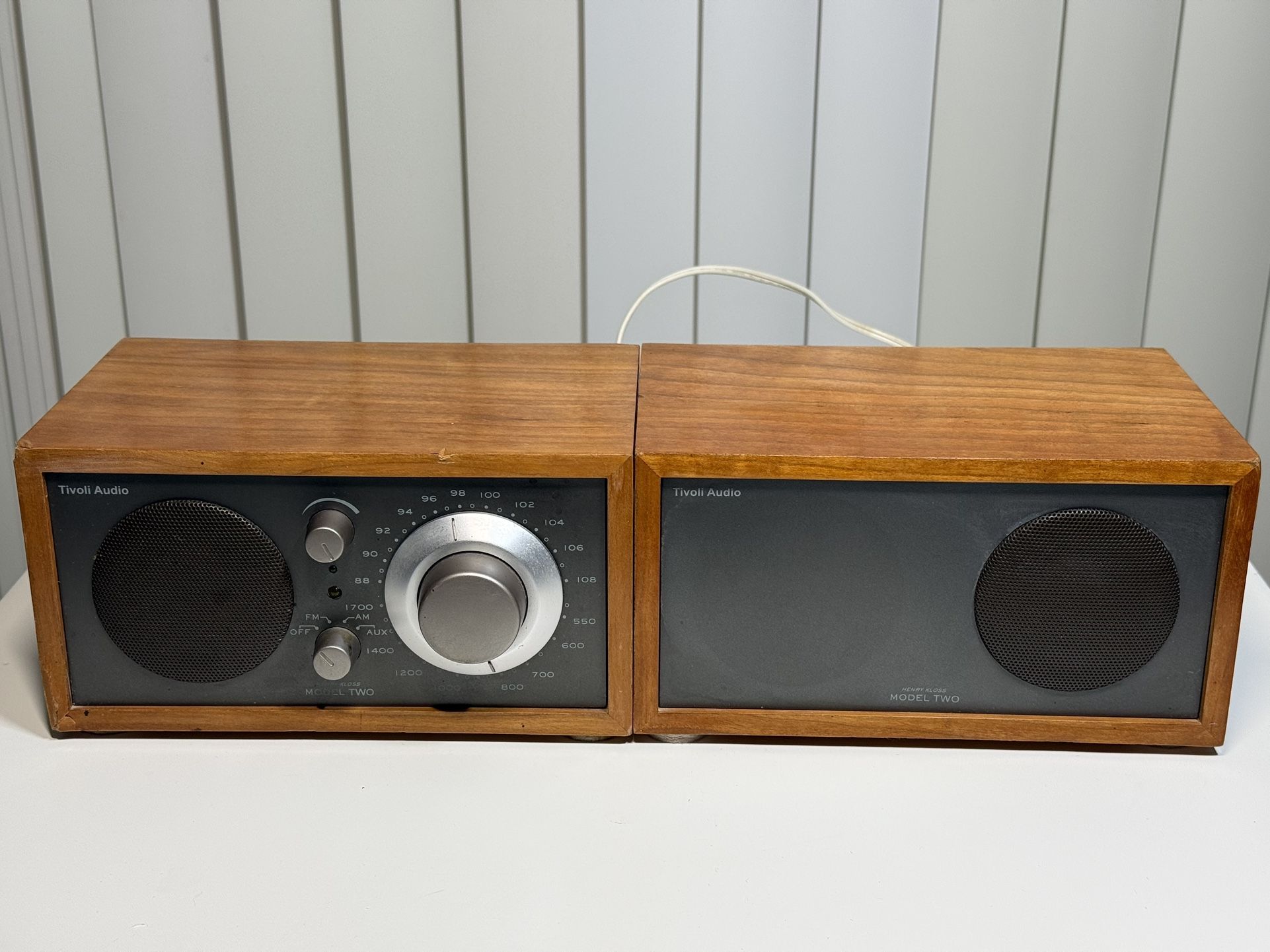 Tivoli Audio Model Two AM/FM Stereo Radio Henry Kloss w Companion Speaker
