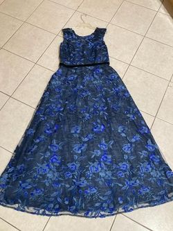 Aidan Mattox Floral Lace Gown Size 8