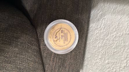 Tarte Creaseless Setting Powder – Yellow