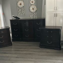 Black Cabinet Set 