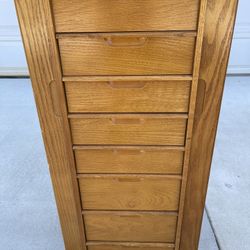 Jewelry Tower Solid Oak