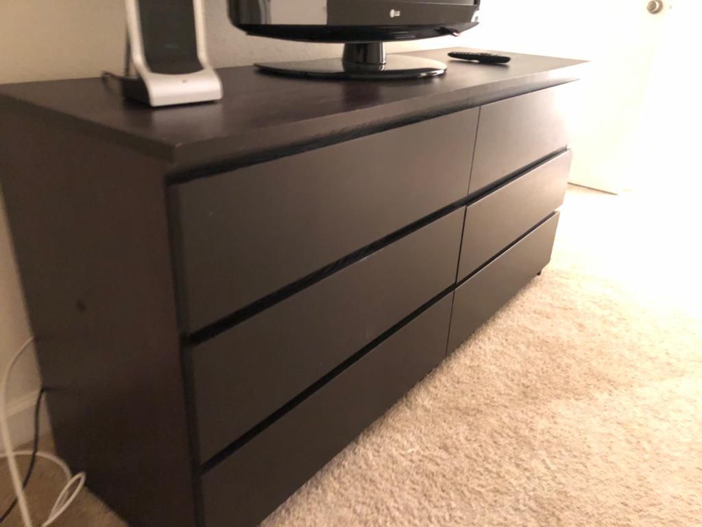 Double Dresser - 6 Drawer! Solid, Good Condition