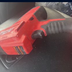 Milwaukee Saw Saw 