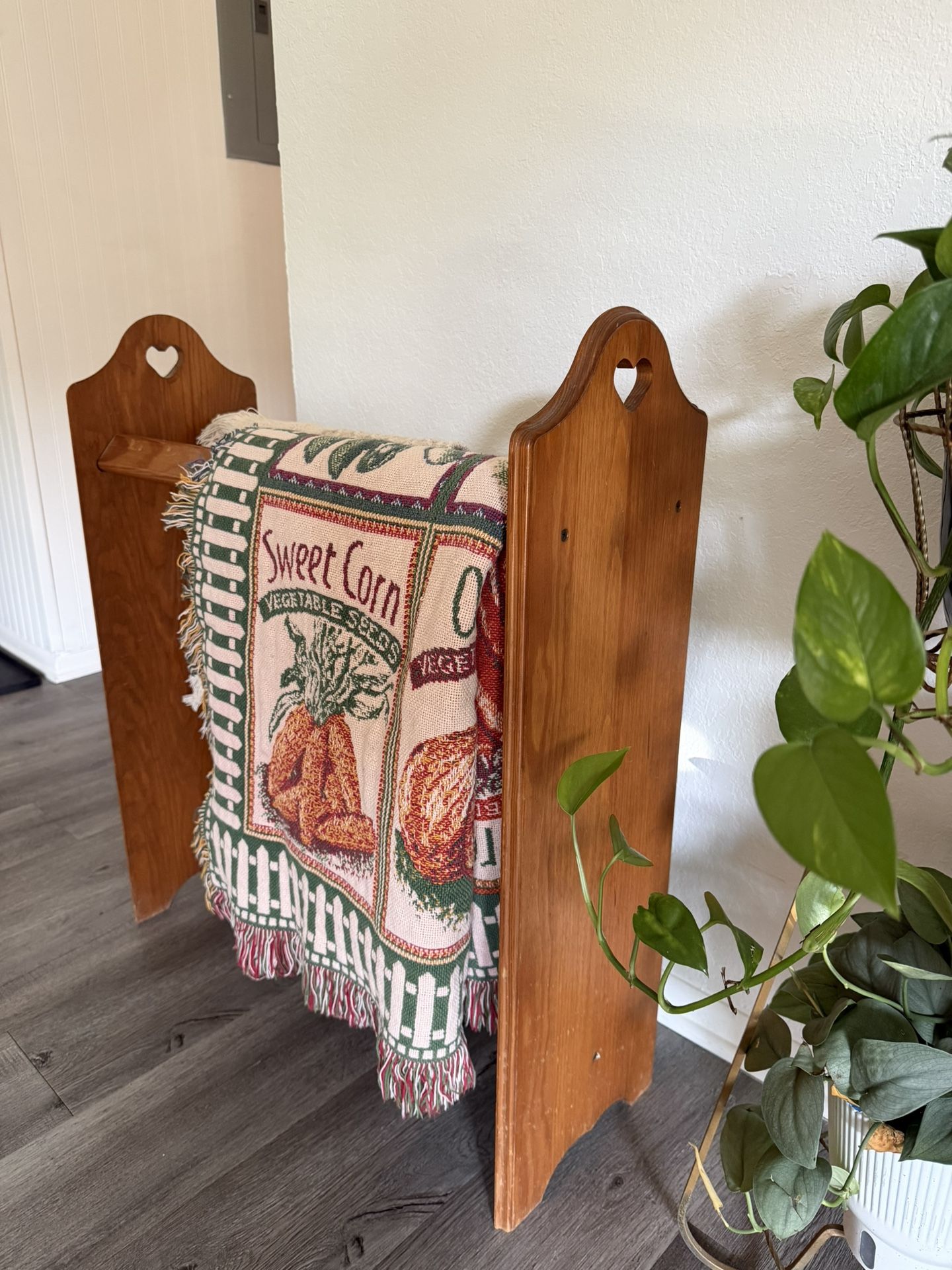 Vintage Wooden Quilt/Blanket Rack