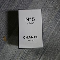Chanel N °5 