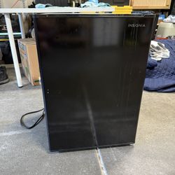 2.6 Cu. Ft. Mini Fridge