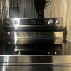 Samsung Smart Things Electric Stove