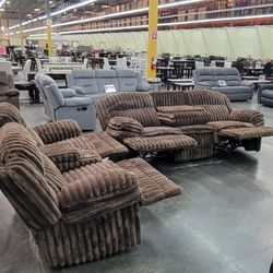 ✅️✅️2 pc chocolate wide welt corduroy sofa with drop down tray and love seat with cup console with recliners on the ends✅️✅️