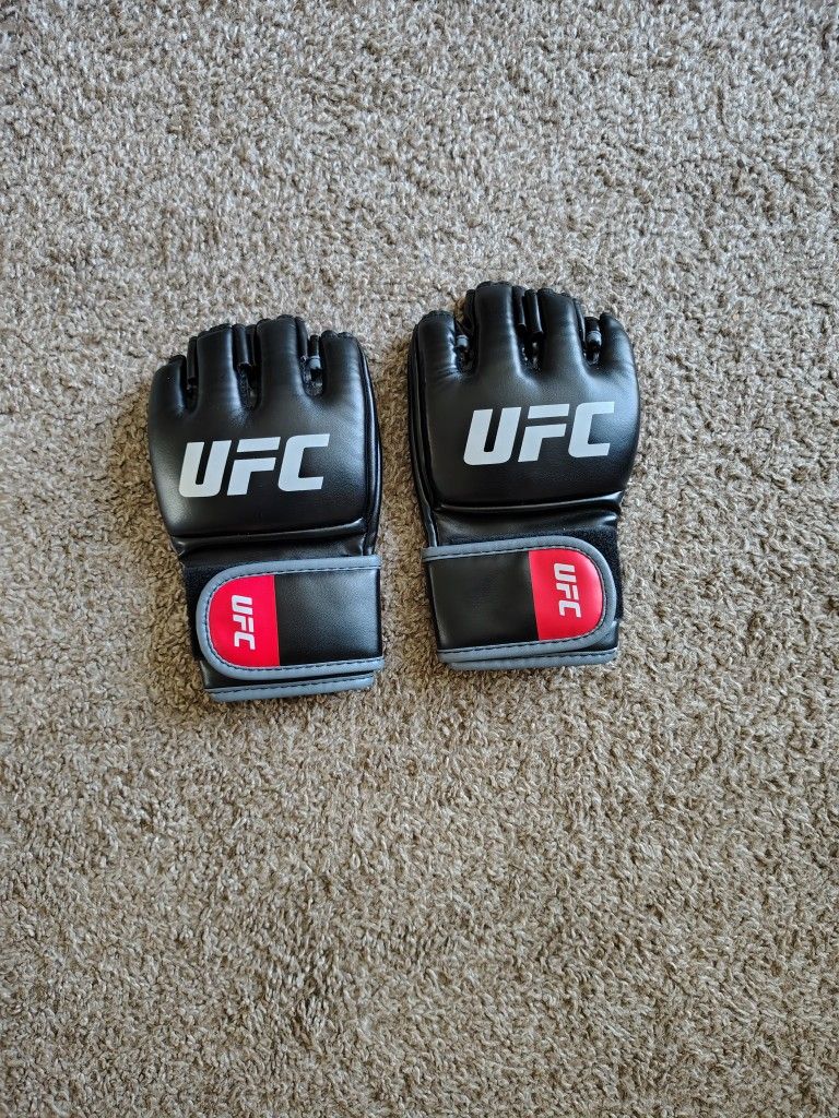 UFC Grappling Gloves