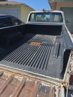 Bed liner